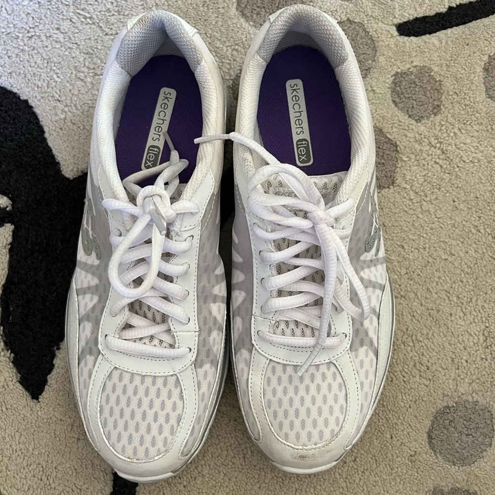 Skechers Flex Shoe